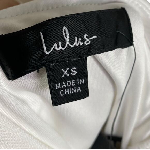 Lulus Mini Dress Womens XS Lace-Up LWD Balloon Sleeve Party Club Delightful Love - Picture 3 of 12